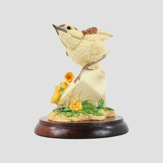 Wren On Porcelain Bottle Border Fine Arts Birds