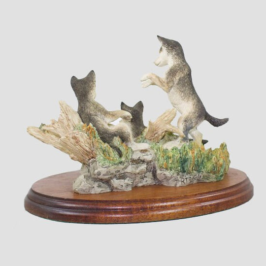 Sibling Play Border Fine Arts Model Wolf Cubs